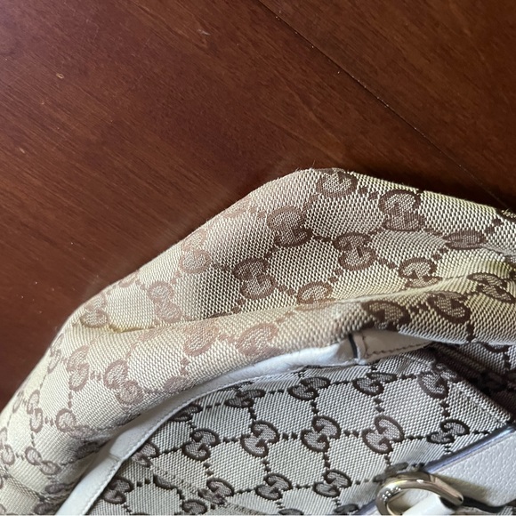Authentic Gucci GG Canvas Abbey Shoulder Bag w White Leather 146247 212702 EUC - Picture 10 of 15